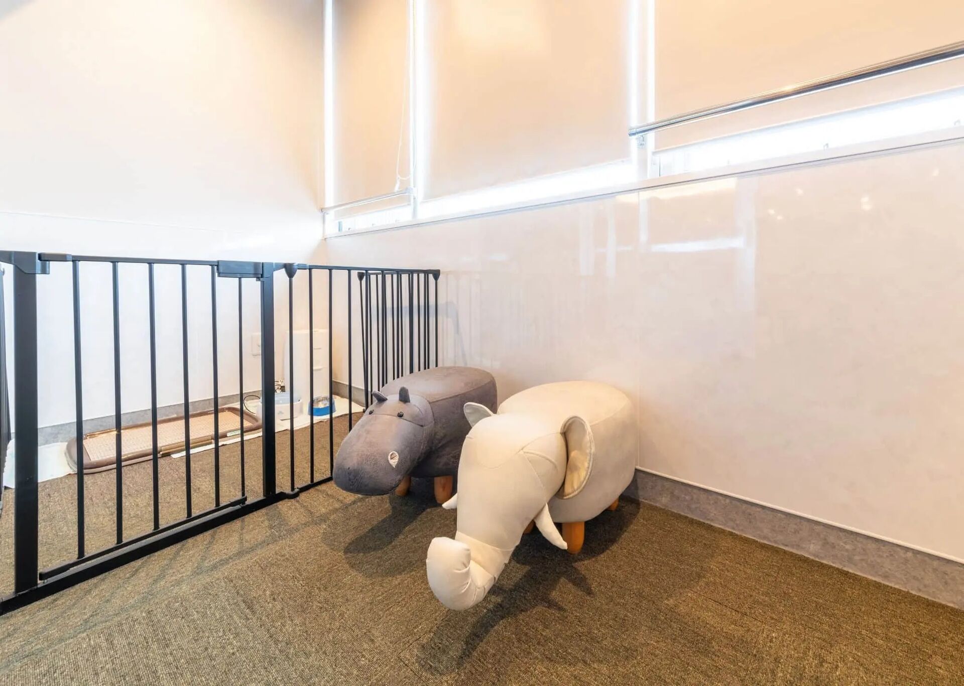 imgi_21_hall_mid11